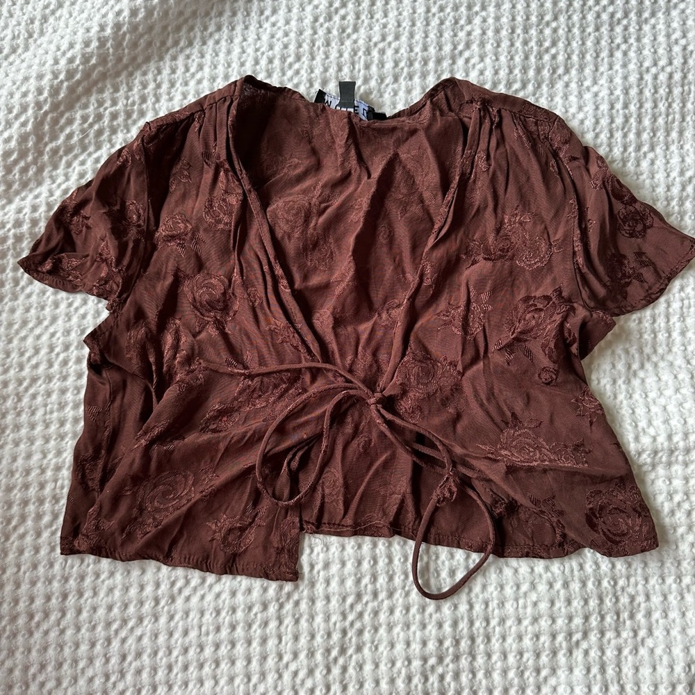 Satin front tie tee